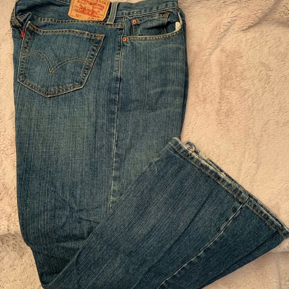 Men’s Levi 527 Jeans